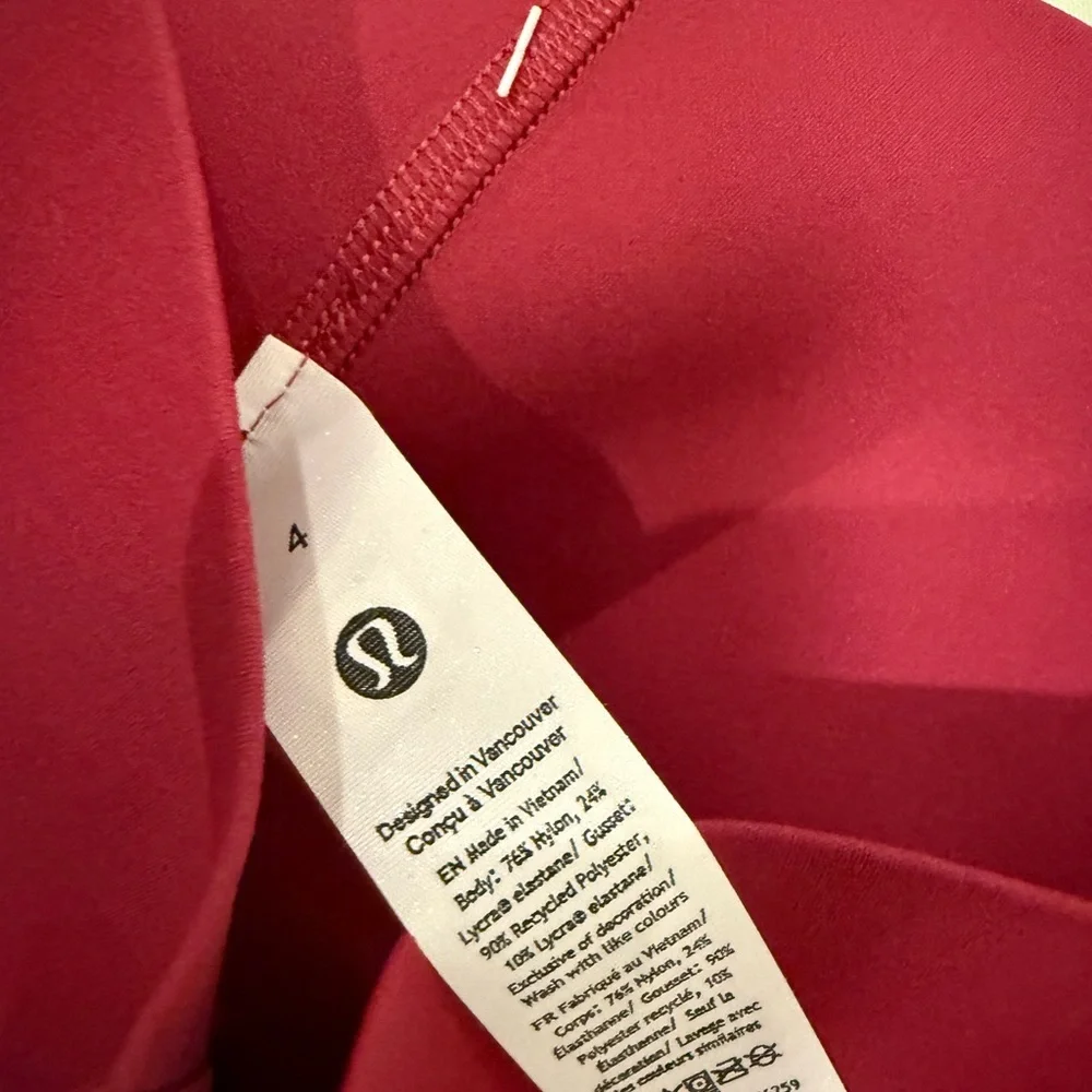 NWT: Lululemon Leggings - Picture 4 of 5